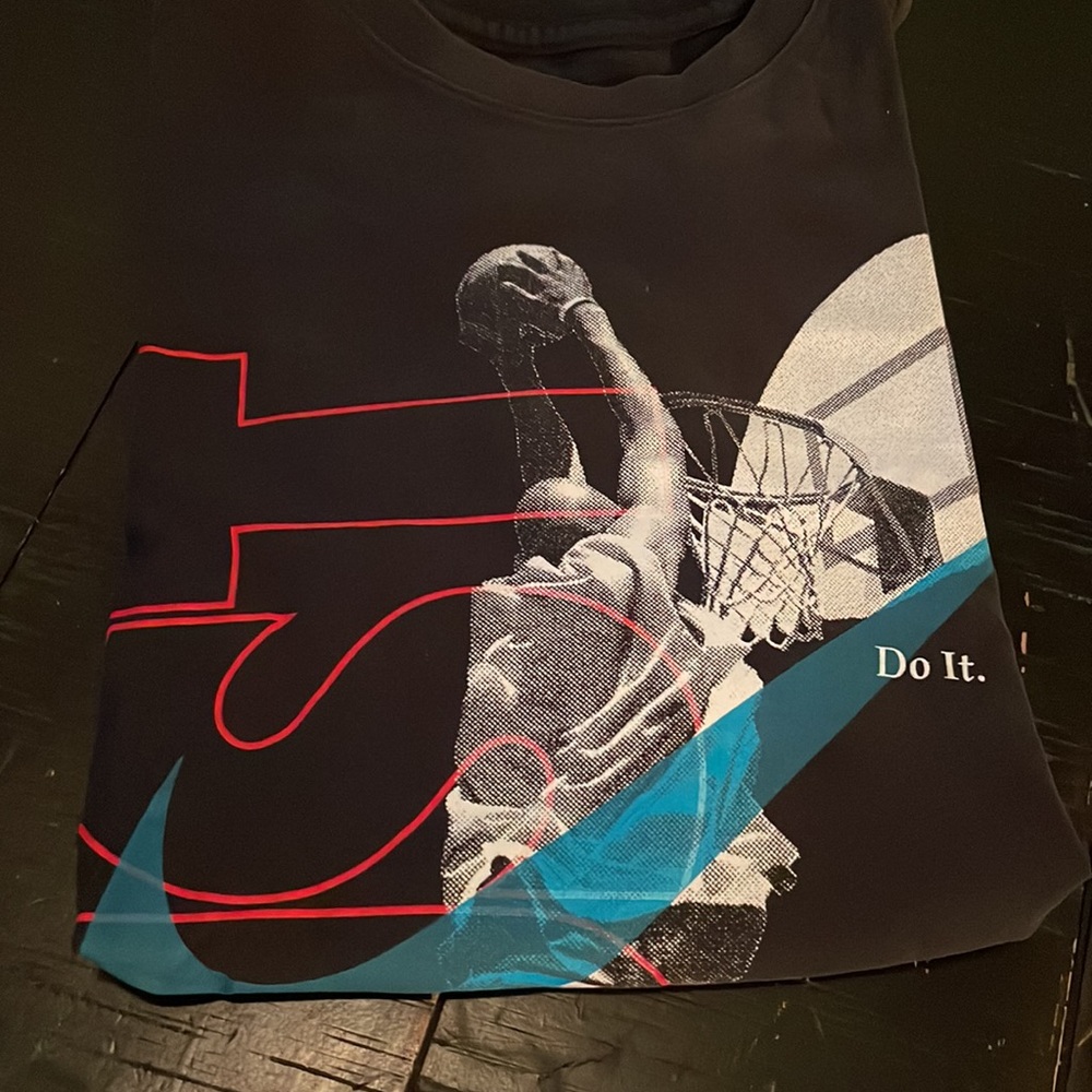 The Nike Tee